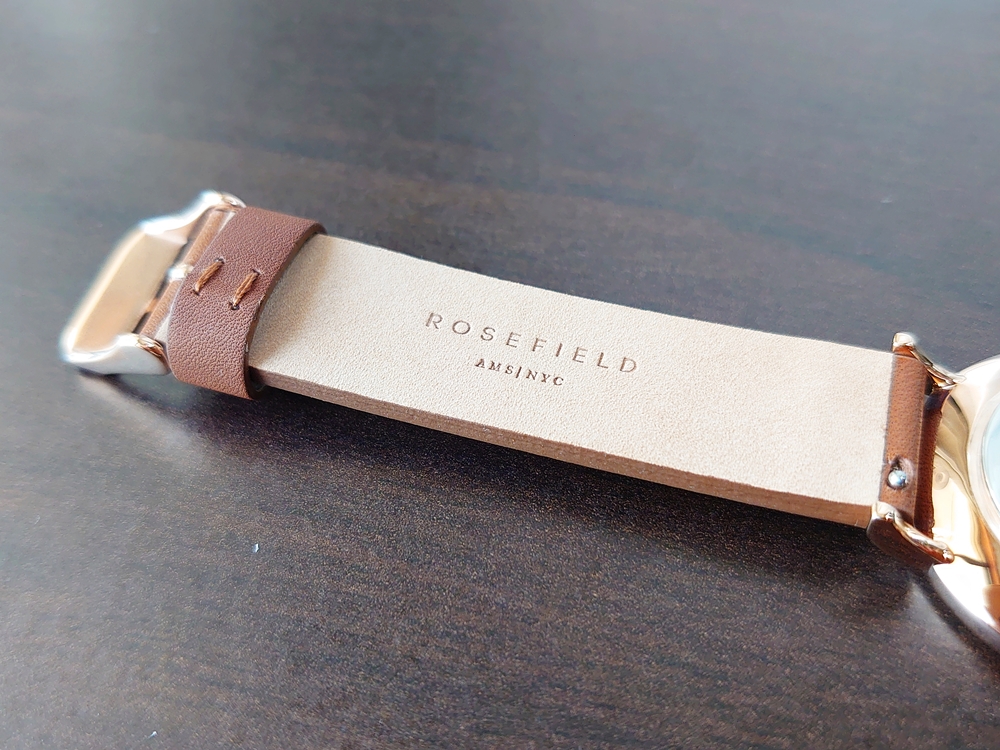 ROSEFIELD ローズフィールド 腕時計 Tribeca 33mm ローズゴールドケース ブラウンレザーストラップ　裏面