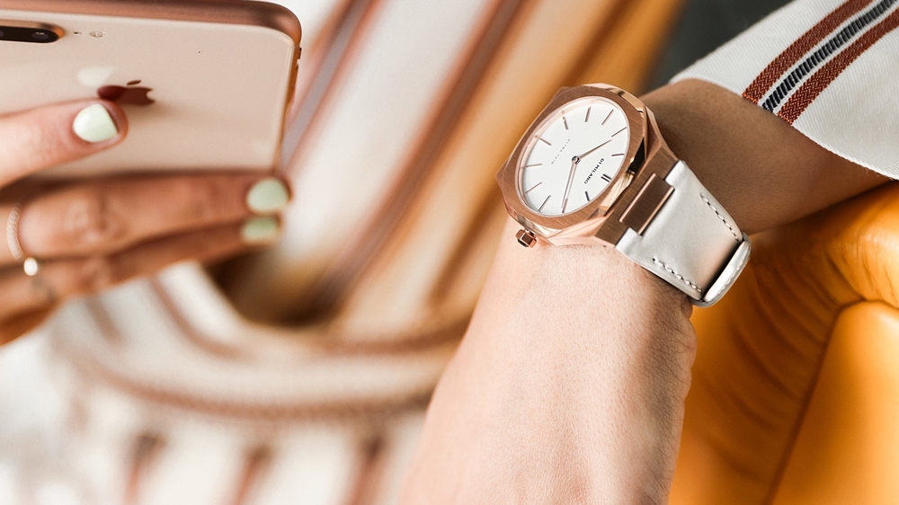 D1 MILANO Ultra Thin Rose Gold Case Leather Strap