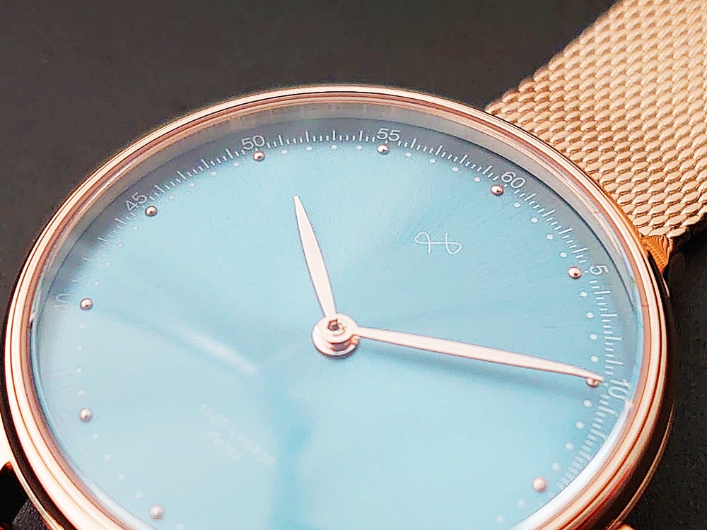 About Vintage（アバウトヴィンテージ）1969 PETITE ROSE GOLD BLUE SUNRAY ローズゴールメッシュ ダイアル デザイン