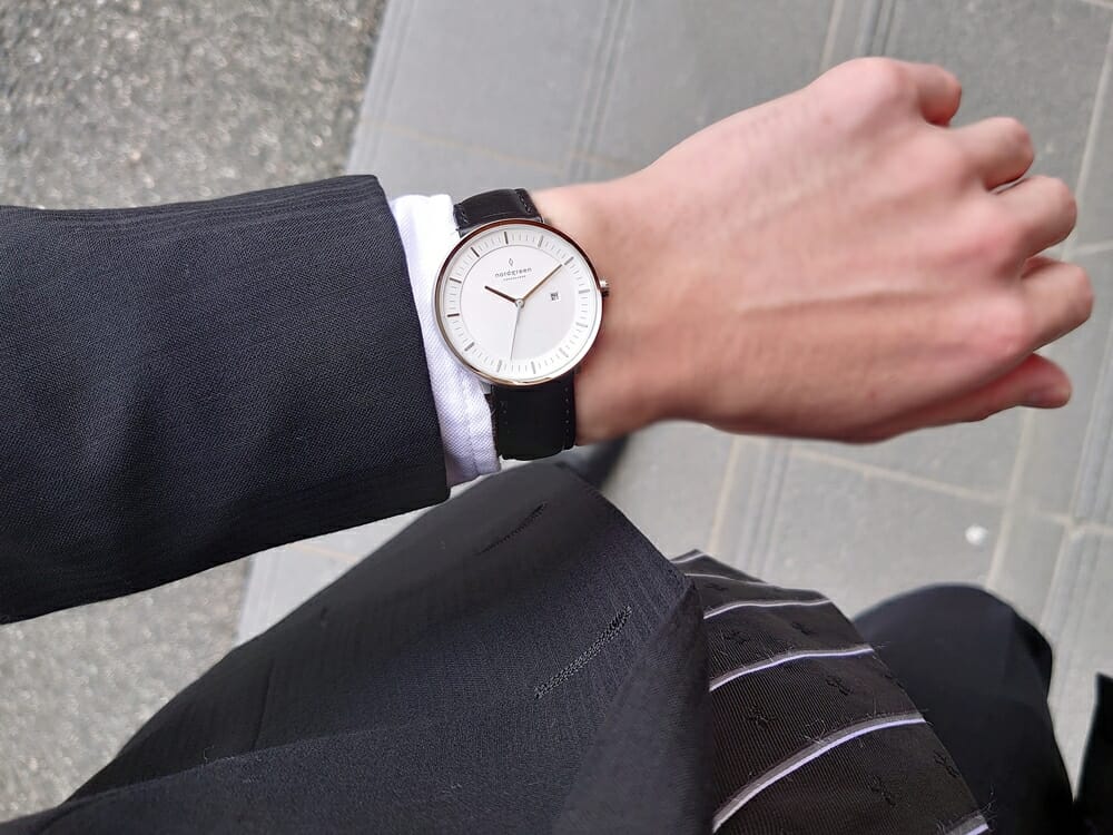 ビジネス腕時計 ビジネスマン スーツ Nordgreen ノードグリーン フィロソファ カスタムファッションマガジン