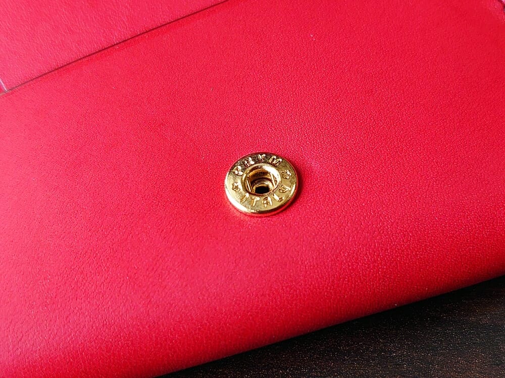 リスシオ ショート財布「Black x Red」NIBUR（ニブール）Mens Leather Store（メンズレザーストア）イタリア プリムボタン 金メッキ 1