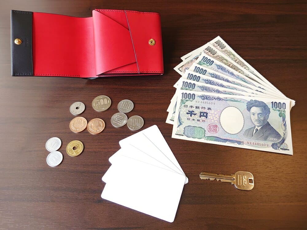 リスシオ ショート財布「Black x Red」NIBUR（ニブール）Mens Leather Store（メンズレザーストア）お金 カード 使い勝手