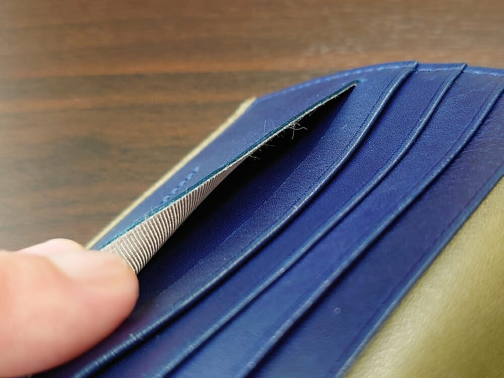JOGGO（ジョッゴ）ENISHI 2つ折り財布 姫路レザー（グリーン、ブルー）カードポケット 手前 スリット