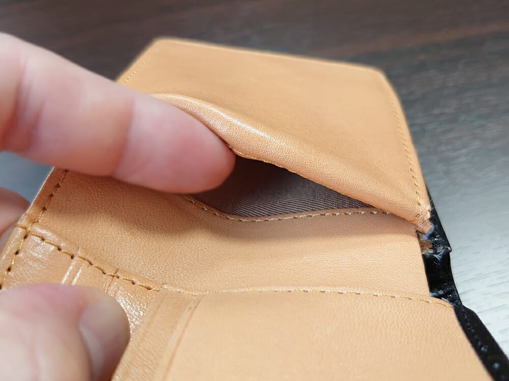 二つ折り財布 st-819 イタリアンレザー（フルグレイン）スキミング防止機能付 MURA（ムラ）見開き 隠しポケット2