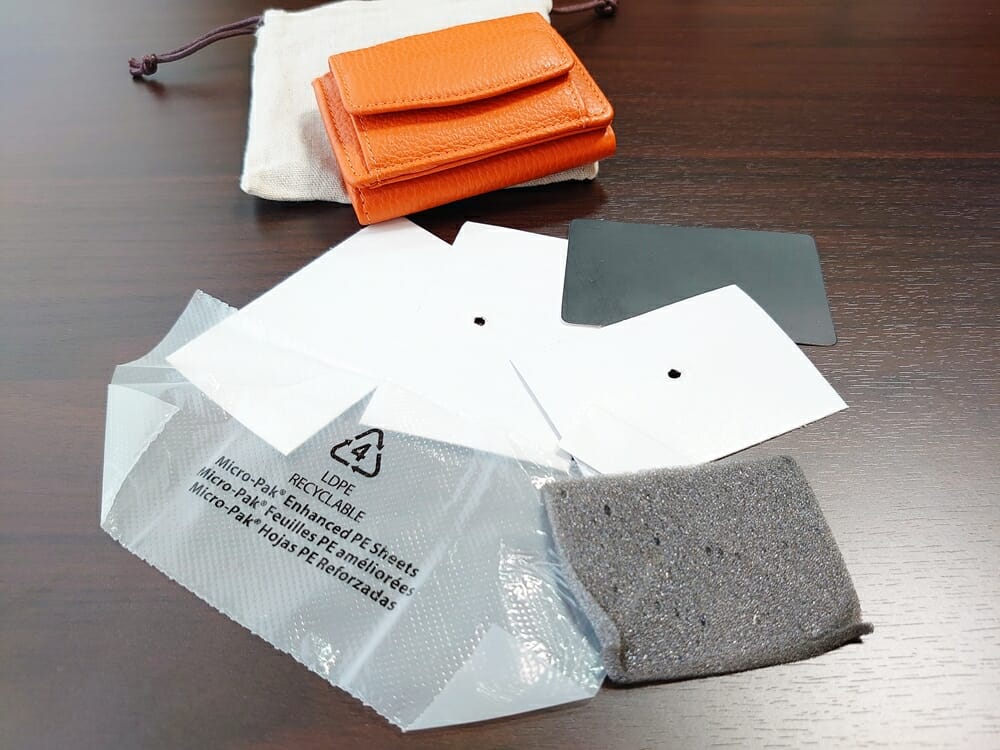 三つ折り財布 ST-909 イタリア製シュリンクレザー スキミング防止機能付 ミニ財布（オレンジ）MURA（ムラ）革の保護紙 フィルム2