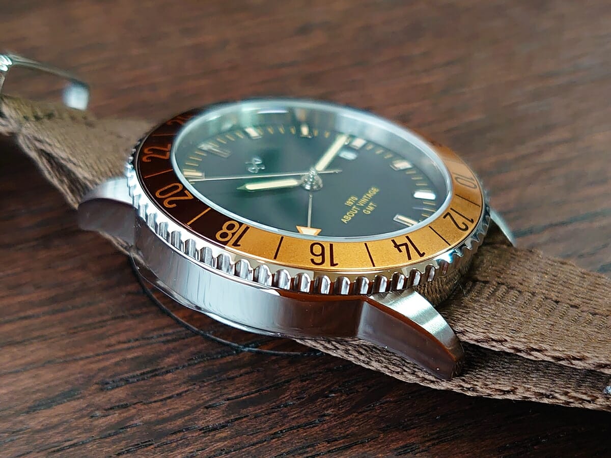 About Vintage（アバウトヴィンテージ）1970 GMT Automatic BURGUNDY EDITION 40mm スイス製 機械式ムーブメント フラットサファイアクリスタルガラス3