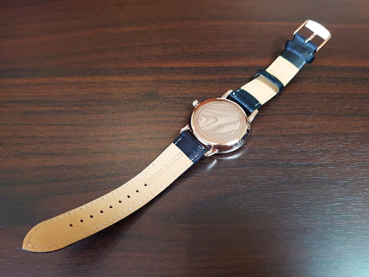 Hacoa ハコア WATCH 8800 エボニー 黒檀 +LUMBER プラスランバー 腕時計レビュー 腕時計全体イメージ 裏