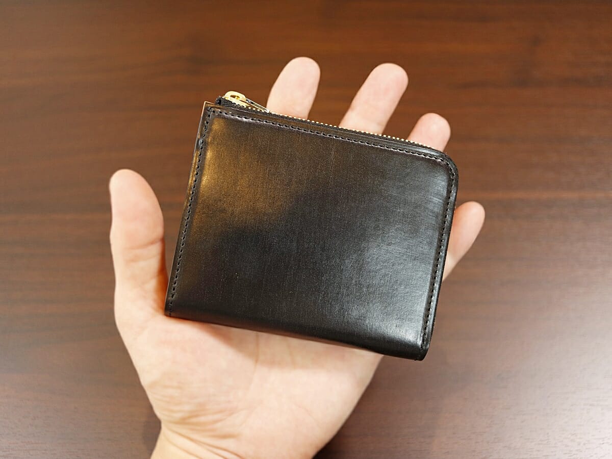 Bridle Leather ブライドルレザー L字ファスナー財布 CRAFSTO（クラフスト）財布レビュー デザイン 質感 厚さ サイズ感2