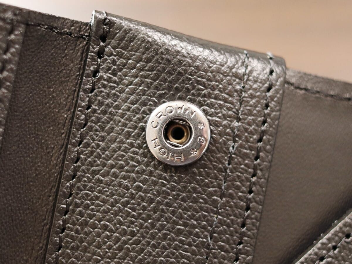 薄い財布 abrAsus アブラサス SUPERCLASSIC スーパークラシック 薄型二つ折り財布 メンズ レビュー 小銭入れ ホック ハイクラウン