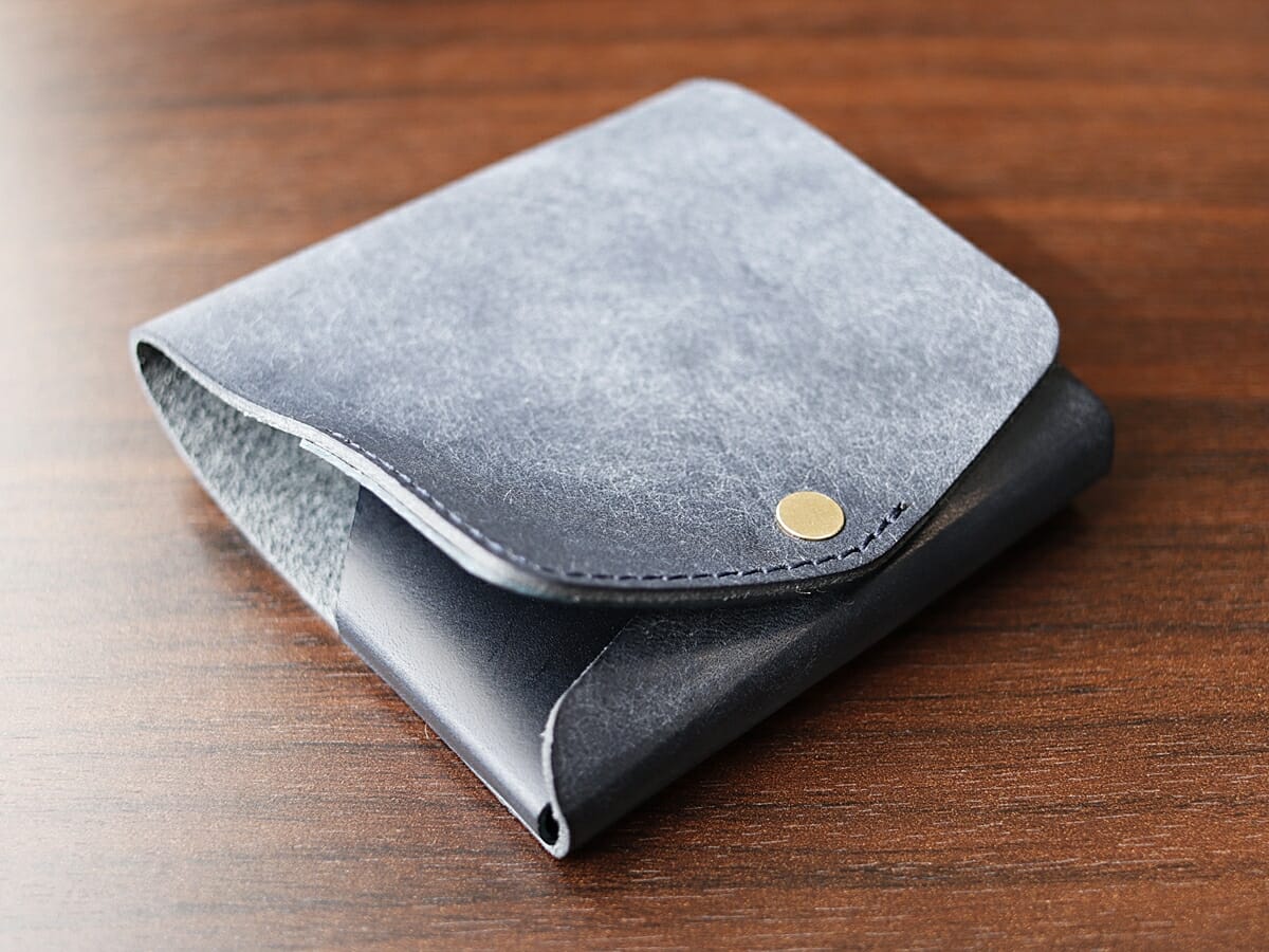 小さく薄い財布Saku ver.2 プエブロ ノブレッサカーフ moku（モク）レザーの質感を比較6