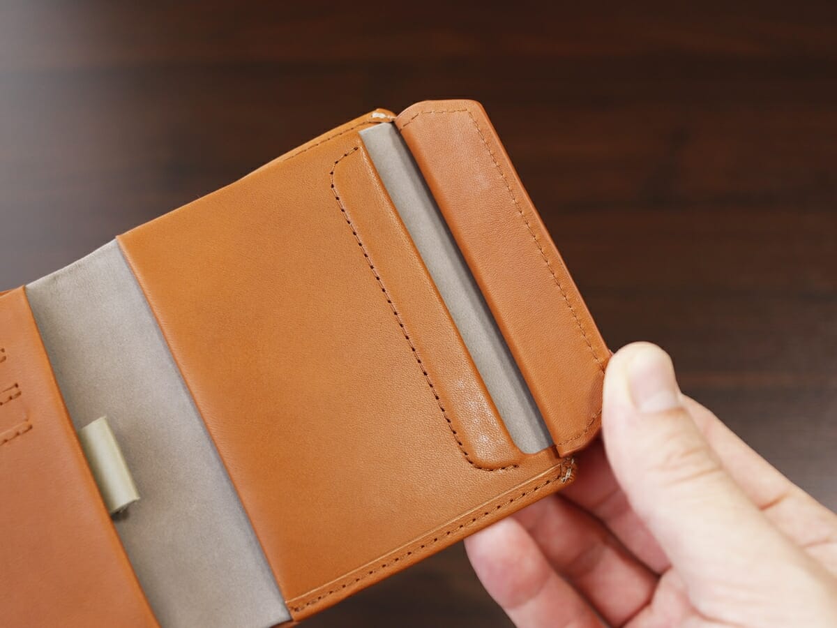 Coin Wallet（コインウォレット）小銭入れ付き薄型二つ折り財布 bellroy（ベルロイ）財布レビュー 小銭入れ2