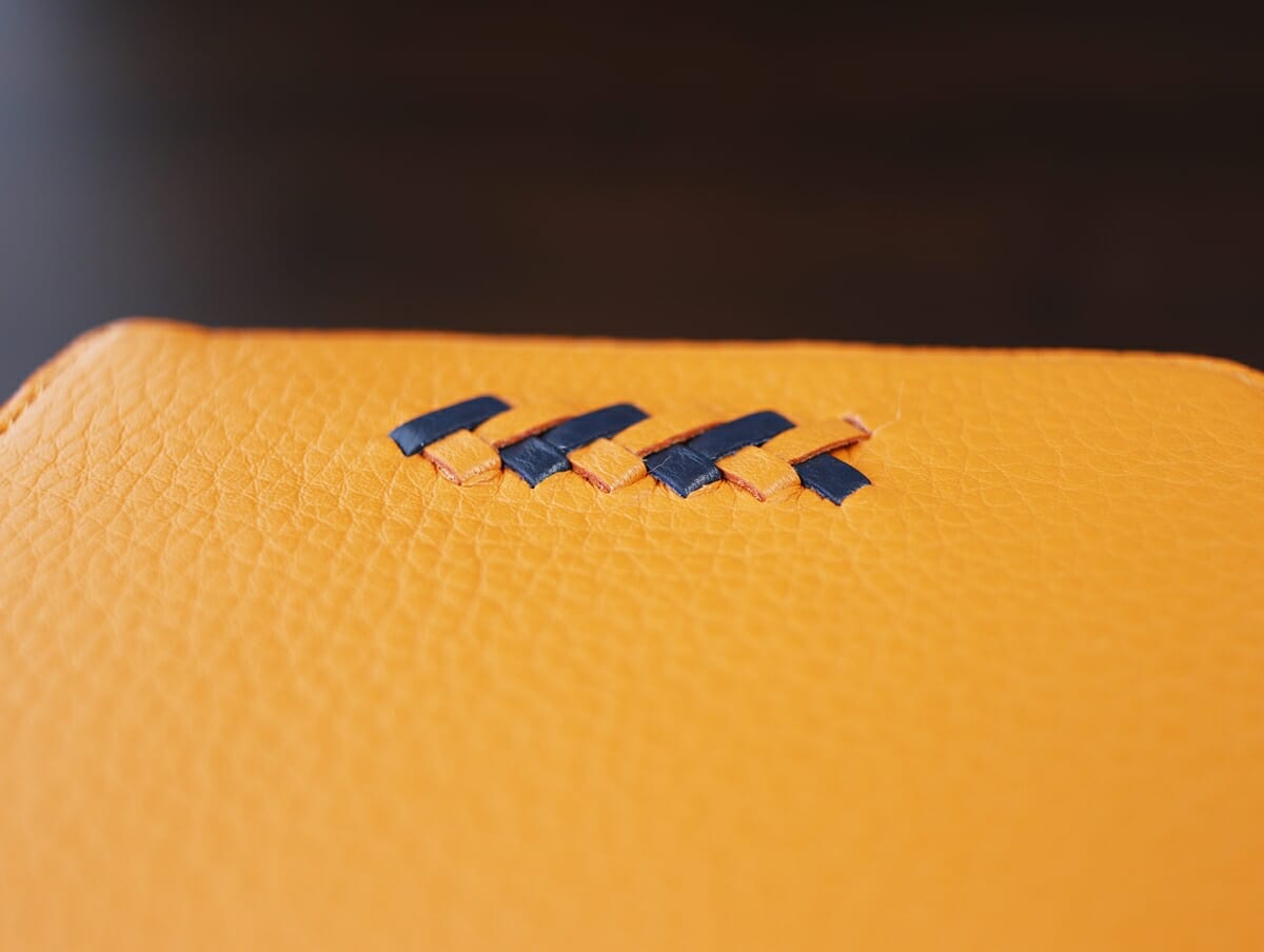 リーヴァ Lファスナーマルチ財布 セッカ（オレンジ）SOLSOMARE（ソルソマーレ）財布レビュー 外装デザイン4