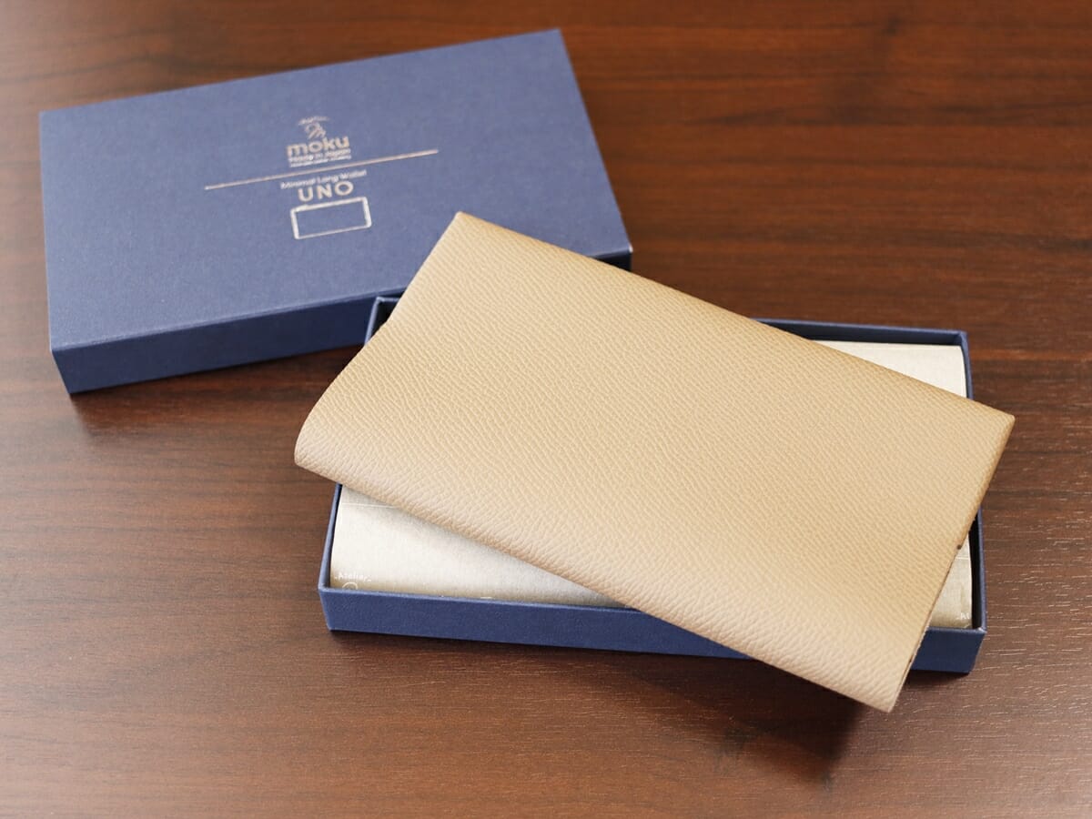 小さく薄い長財布Uno（ウーノ）moku モク もく ノブレッサカーフ 財布レビュー パッケージング 化粧箱