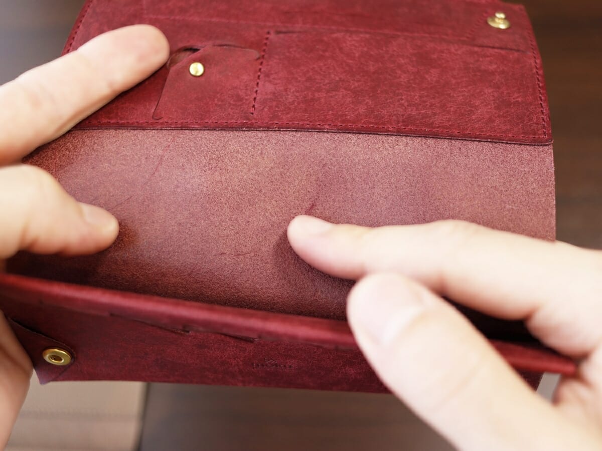 小さく薄い長財布Uno（ウーノ）moku モク もく プエブロレザー 財布レビュー 内装デザイン14
