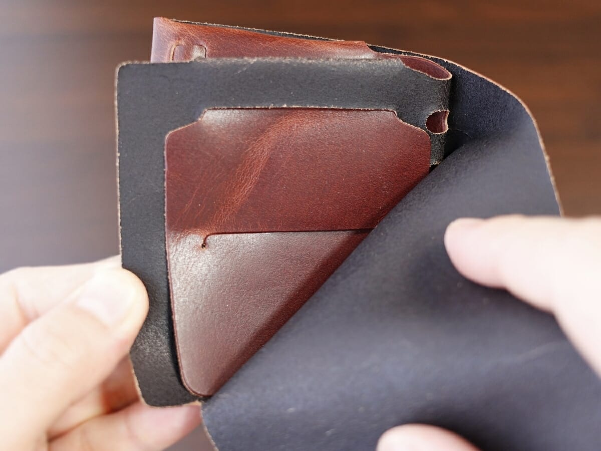 所作 Shosa ショサ cp ウォレット 3.5 コンパクトウォレット 財布レビュー 内装デザイン 見開き 収納ポケット 床面13