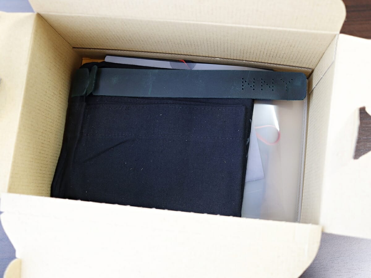所作 Shosa ショサ cp ウォレット 3.5 コンパクトウォレット 財布レビュー パッケージング 化粧箱 外箱 付属品 ギフト4